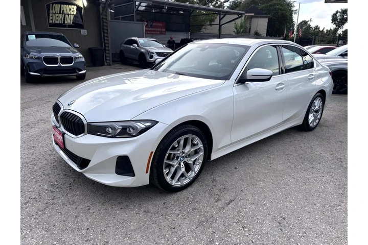 2025 BMW 3 Series 330i Sedan image 1