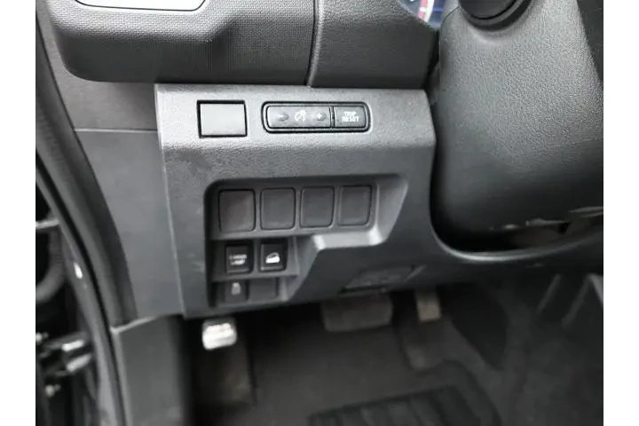 $27991 : Nissan Frontier 2023 4x4 S 4 image 8