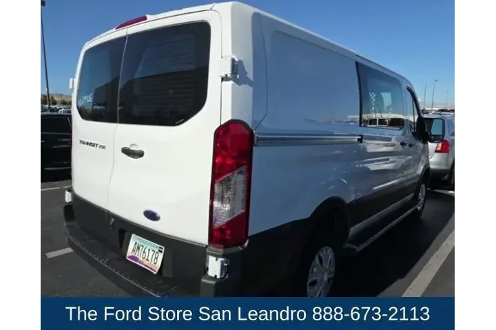 $33950 : Ford Transit 2024 250 3dr SW image 5