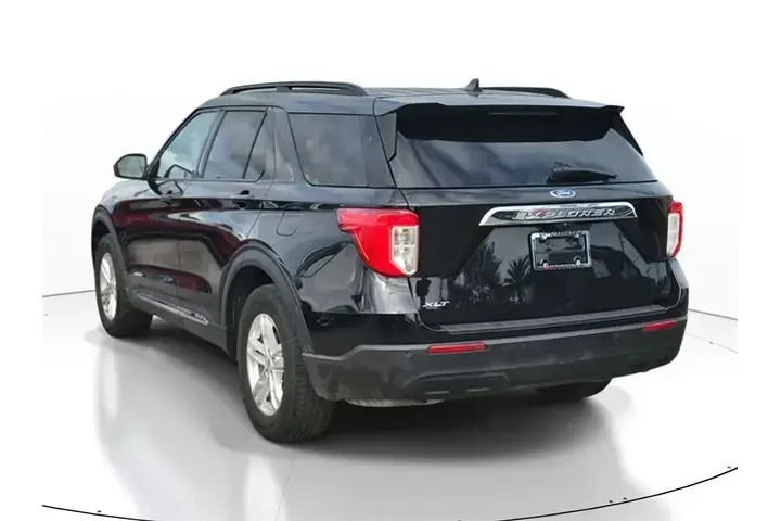 $25391 : Ford Explorer 2023 XLT 4dr S image 3