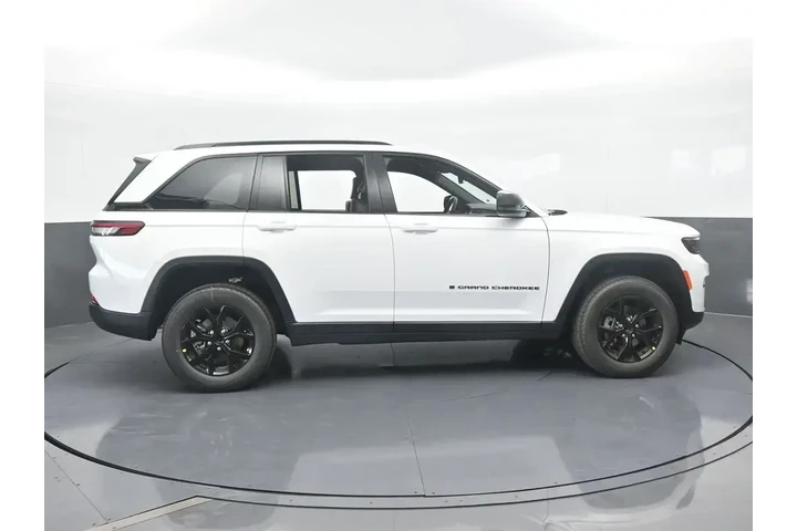 $37991 : Jeep Grand Cherokee 2025 4x4 image 7