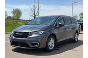 $23899 : Chrysler Pacifica 2023 Touri thumbnail