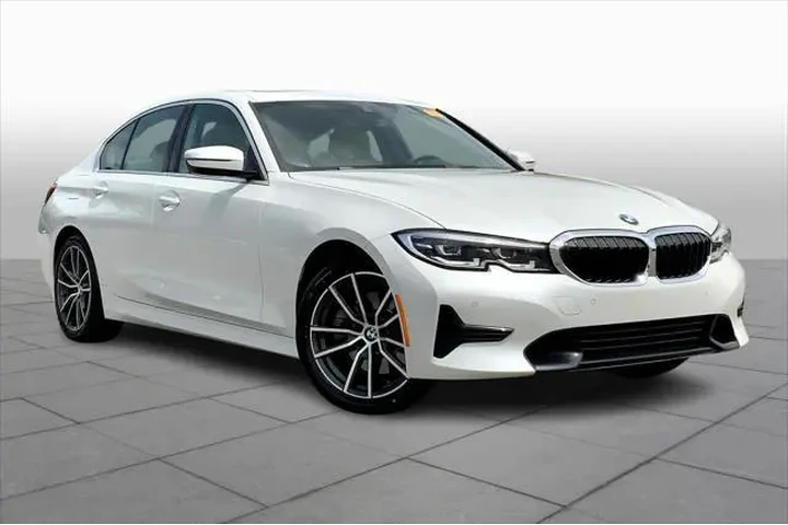 $22998 : BMW 3 Series 2021 330i 4dr S image 2