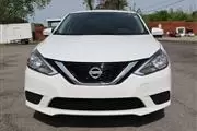 Sentra SV -- 2017 -- Nissan en Los Angeles