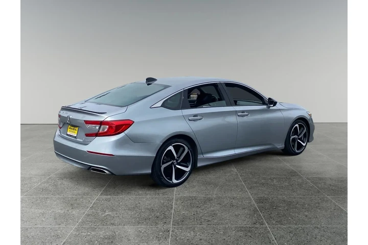 $30001 : Honda Accord 2022 Sport 4dr image 5