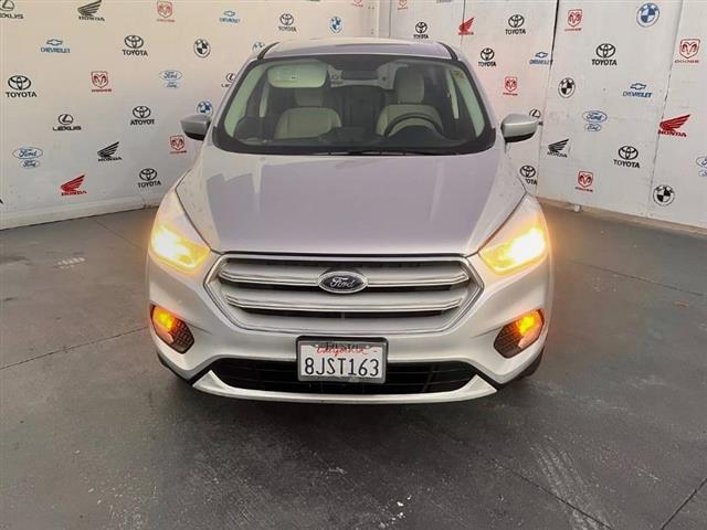 $13495 : Used 2019 Escape SE FWD for s image 8