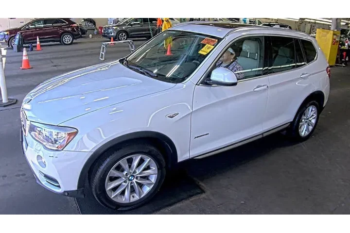 $11995 : 2015 BMW X3 xDrive28i image 3