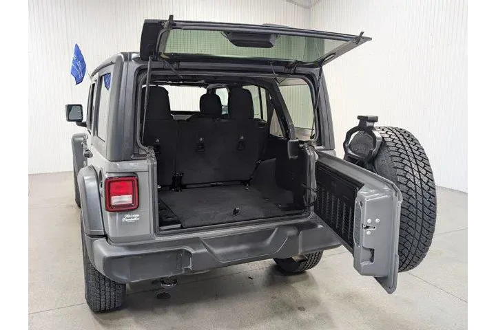 $27145 : Jeep Wrangler Unlimited 2020 image 7