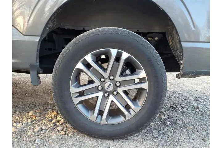 $34123 : Ford F-150 2021 4x4 XL 4dr S image 5