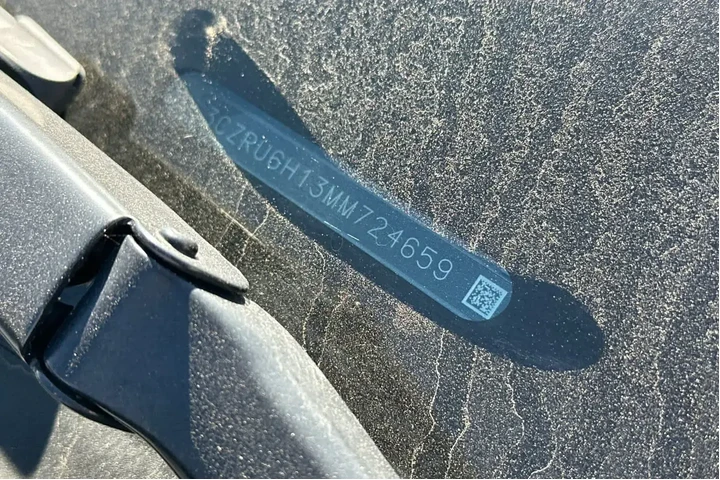 $22981 : Honda HR-V 2021 AWD Sport 4d image 2