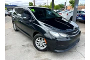 2017 Pacifica LX thumbnail