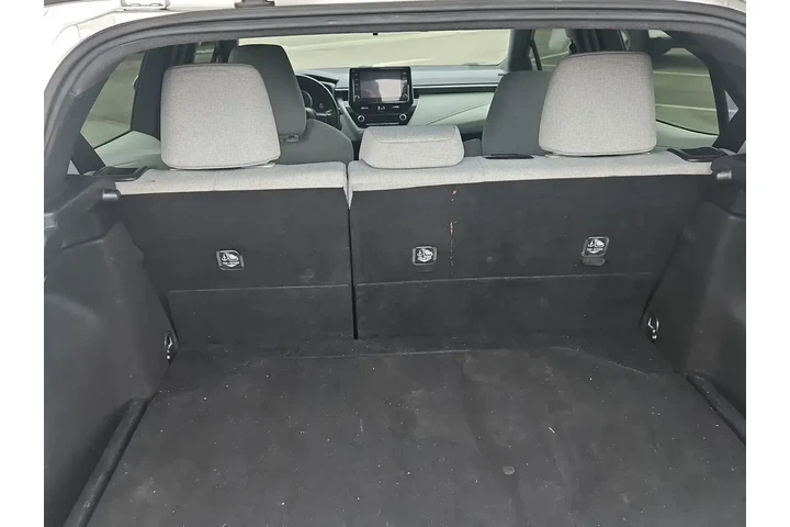 $16500 : Toyota Corolla Hatchback 201 image 9