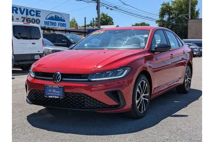 $23998 : Volkswagen Jetta 2025 Sport image 10