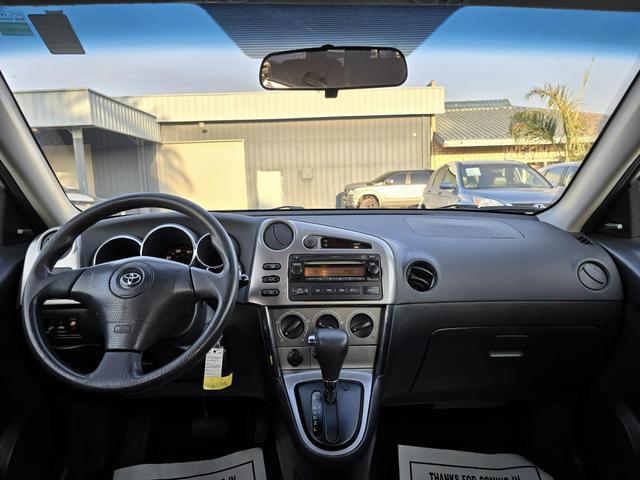 $5400 : 2005 TOYOTA MATRIX2005 TOYOTA image 8