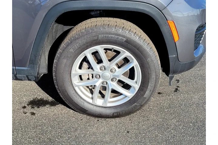 $35496 : Jeep Grand Cherokee 2025 4x4 image 10