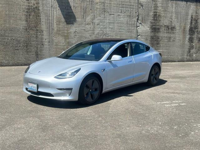 $23988 : 2018 Model 3 Long Range image 3