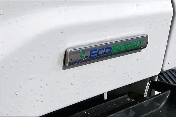 $25881 : Ford F-150 2022 4x2 XL 4dr S image 9