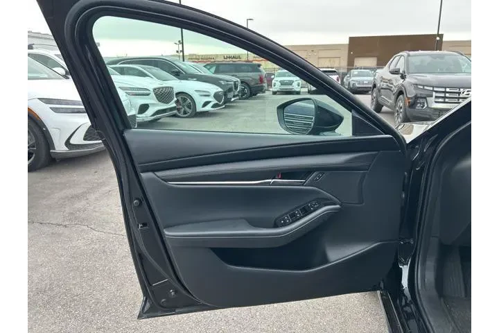 $25401 : Mazda Mazda3 Hatchback 2025 image 10