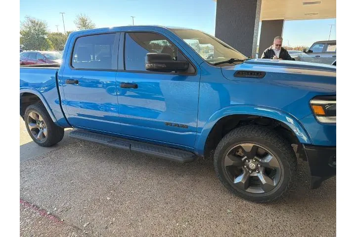 $31538 : Ram 1500 2023 4x4 Big Horn 4 image 7