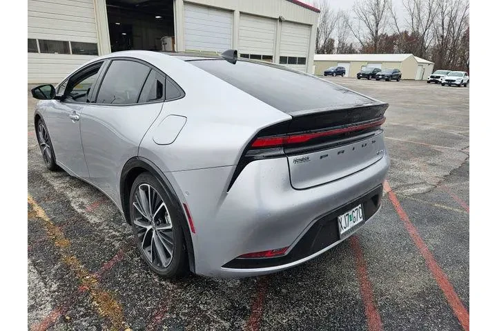 $27500 : Toyota Prius 2023 Limited 4d image 7