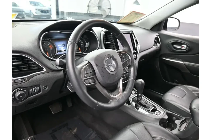 $15810 : Jeep Cherokee 2019 Limited 4 image 10