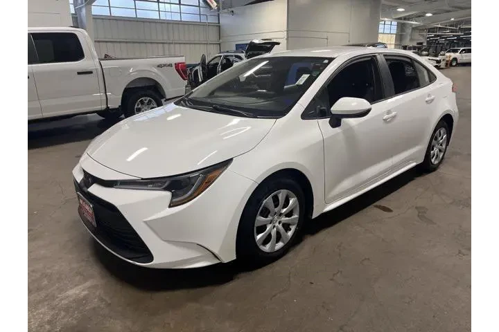 $18398 : Toyota Corolla 2023 LE 4dr S image 7