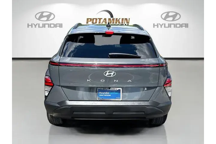$21761 : Hyundai KONA 2025 SEL 4dr Cr image 6