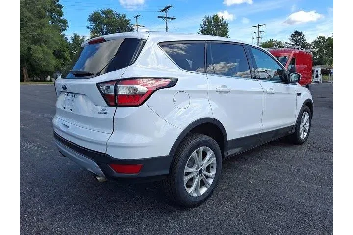 $12028 : Ford Escape 2017 AWD SE 4dr image 7