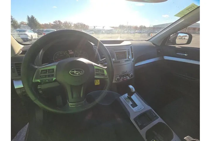 $7995 : 2014 Outback 2.5i Premium image 4