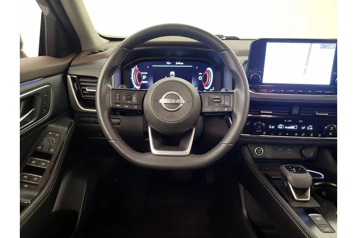 $29998 : Nissan Rogue 2023 AWD Platin image 10