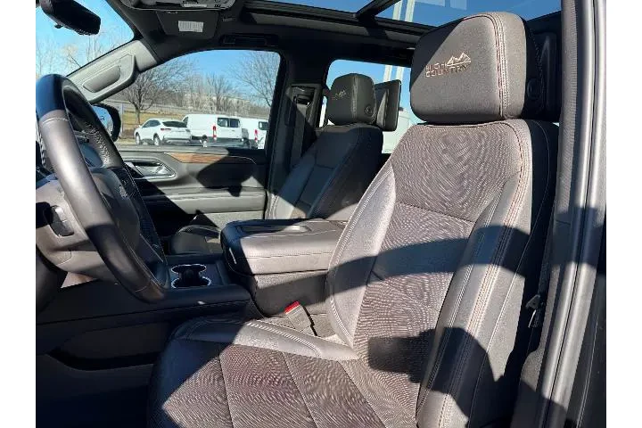 $37988 : Chevrolet Suburban 2021 4x4 image 2