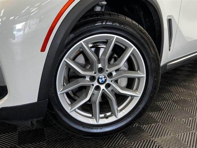 $41997 : 2020 BMW X5 xDrive40i image 4