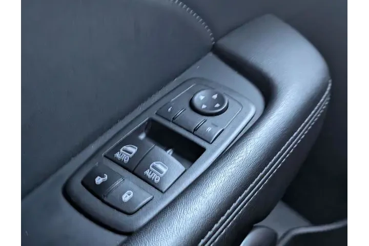 $29050 : Dodge Challenger 2022 GT 2dr image 10