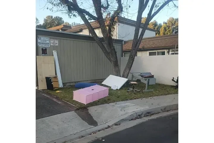 Arellano Hauling SAN BERNADINO image 2