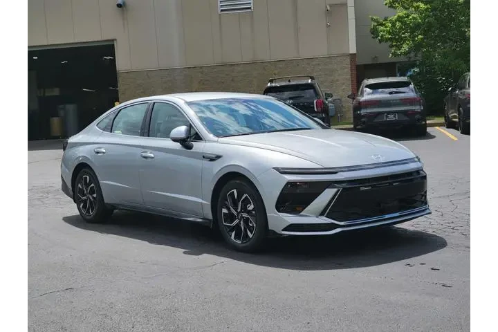 $25207 : Hyundai SONATA 2024 AWD SEL image 2