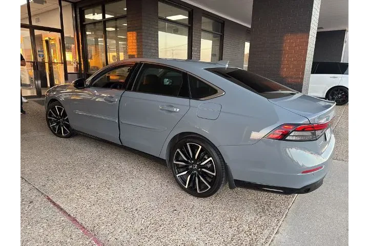 $28072 : Honda Accord Hybrid 2023 Tou image 3