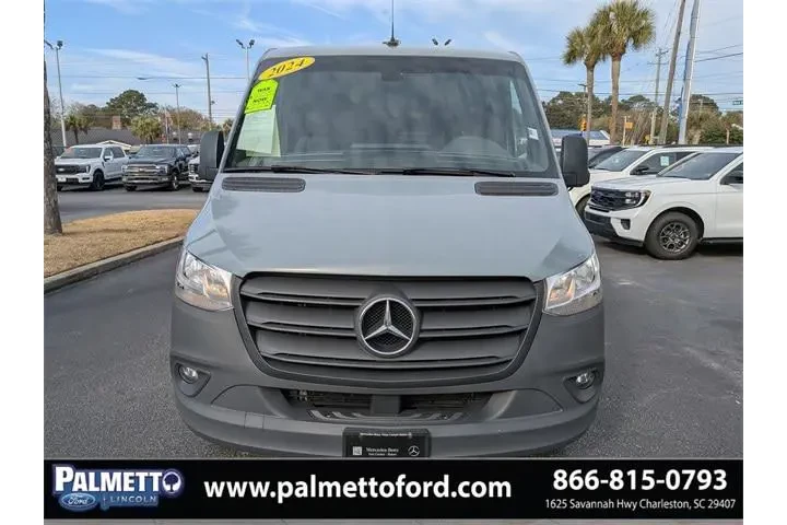 $38995 : Mercedes-Benz Sprinter 2024 image 9