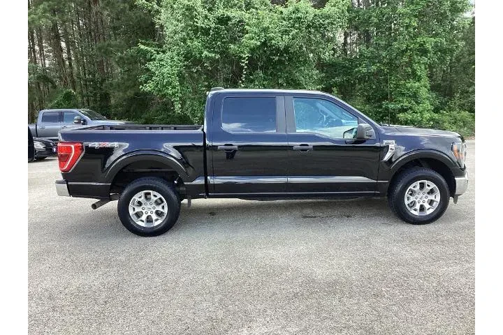 $38891 : Ford F-150 2023 4x4 XLT 4dr image 4