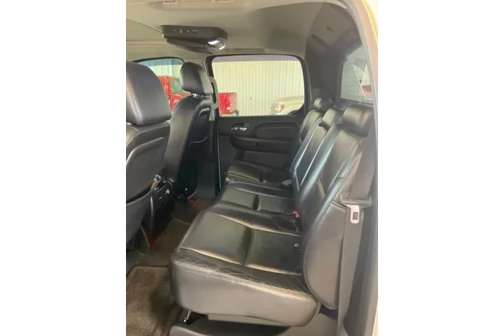 $14000 : 2008 Escalade EXT image 9