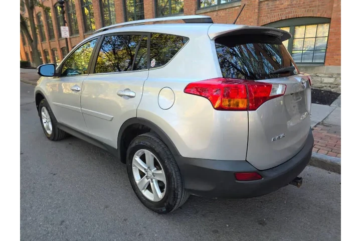 $13995 : 2013 RAV4 XLE image 5