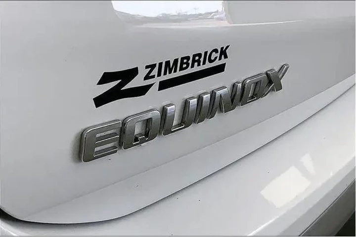 $12990 : Chevrolet Equinox 2018 LT 4d image 9