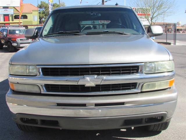 $7995 : 2003 Suburban 1500 image 6