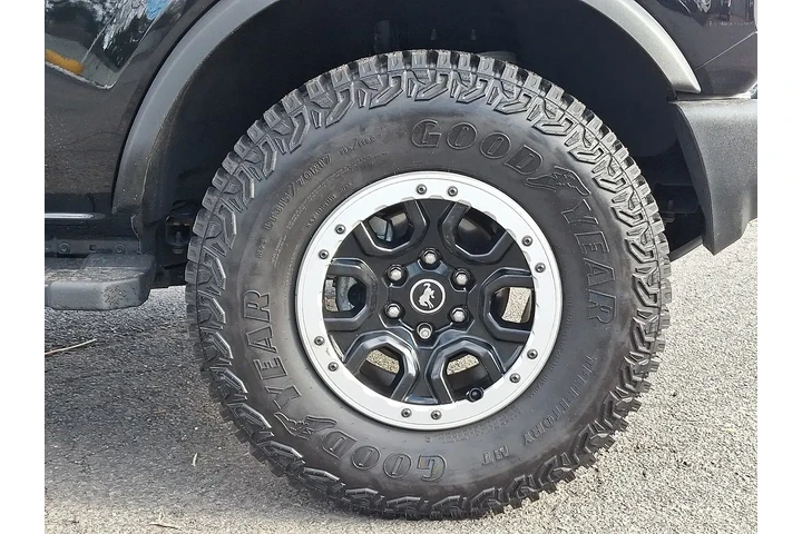 $39995 : Ford Bronco 2023 4x4 Outer B image 9