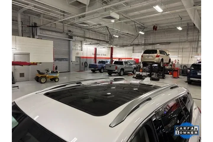 $28928 : GMC Terrain 2020 4x4 Denali image 3