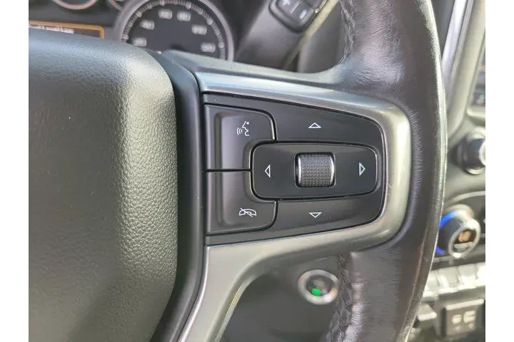 $26000 : Chevrolet Silverado 1500 202 image 6