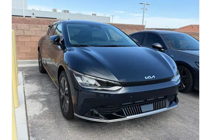 $25988 : Kia EV6 2023 Wind 4dr Crosso image 5