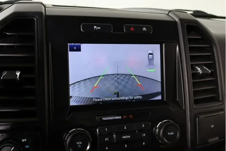 $20773 : Ford F-150 2020 4x2 XL 4dr S image 6