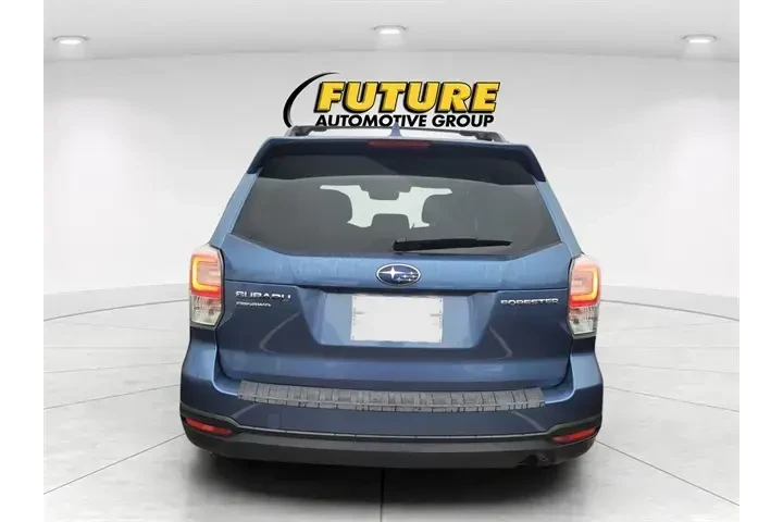 $14889 : Subaru Forester 2018 AWD 2.5 image 4