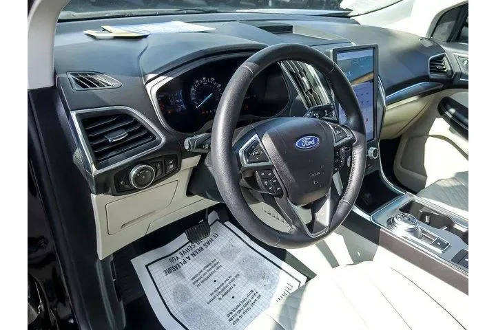 $38785 : Ford Edge 2024 AWD Titanium image 9