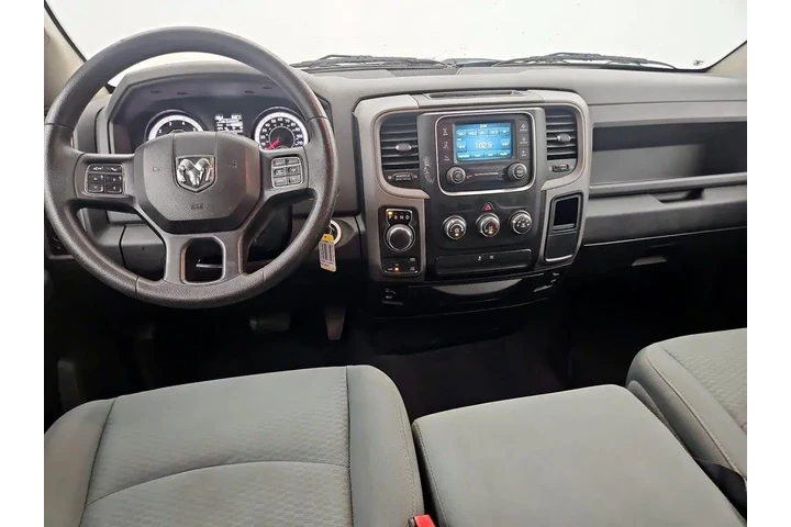 $24998 : Ram 1500 2017 4x4 Express 4d image 9